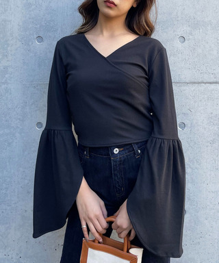 袖フレアカシュクールトップス