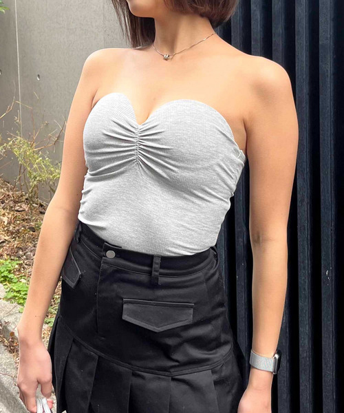 パット付きリブベアトップ