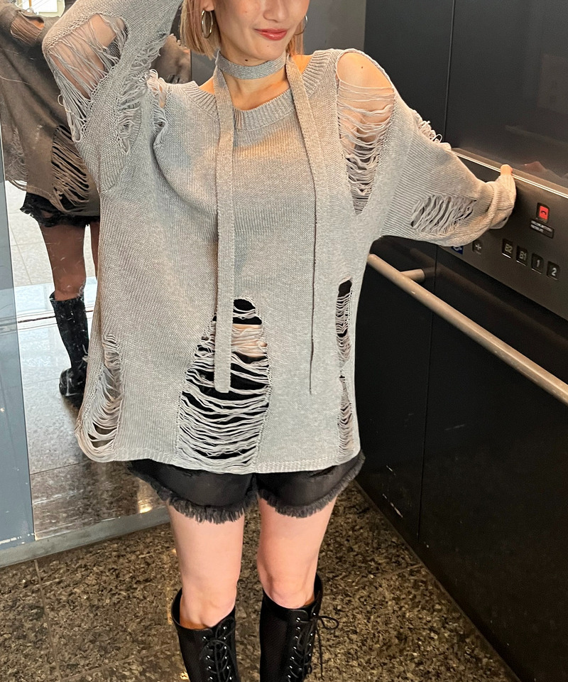 スカーフ付きダメージオーバーニット 詳細画像 グレー 2