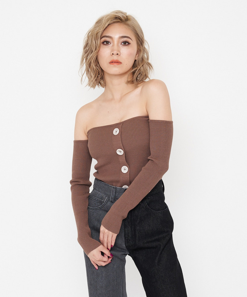 オフショルダーリブニットトップス 詳細画像 キャメル 1