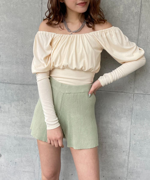オフショルダーパフスリーブトップス 詳細画像