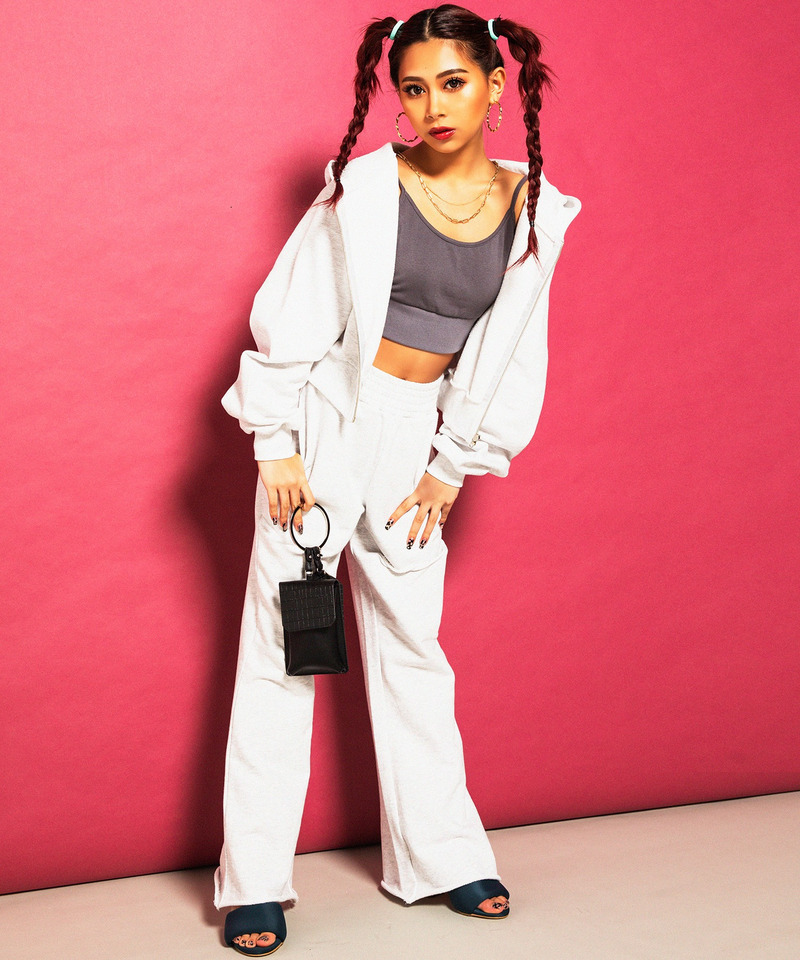 コンパクトスウェットZIPパーカー&times;カットオフ裏毛パンツ 詳細画像 グレー 1