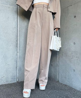 ベーシックタックパンツ