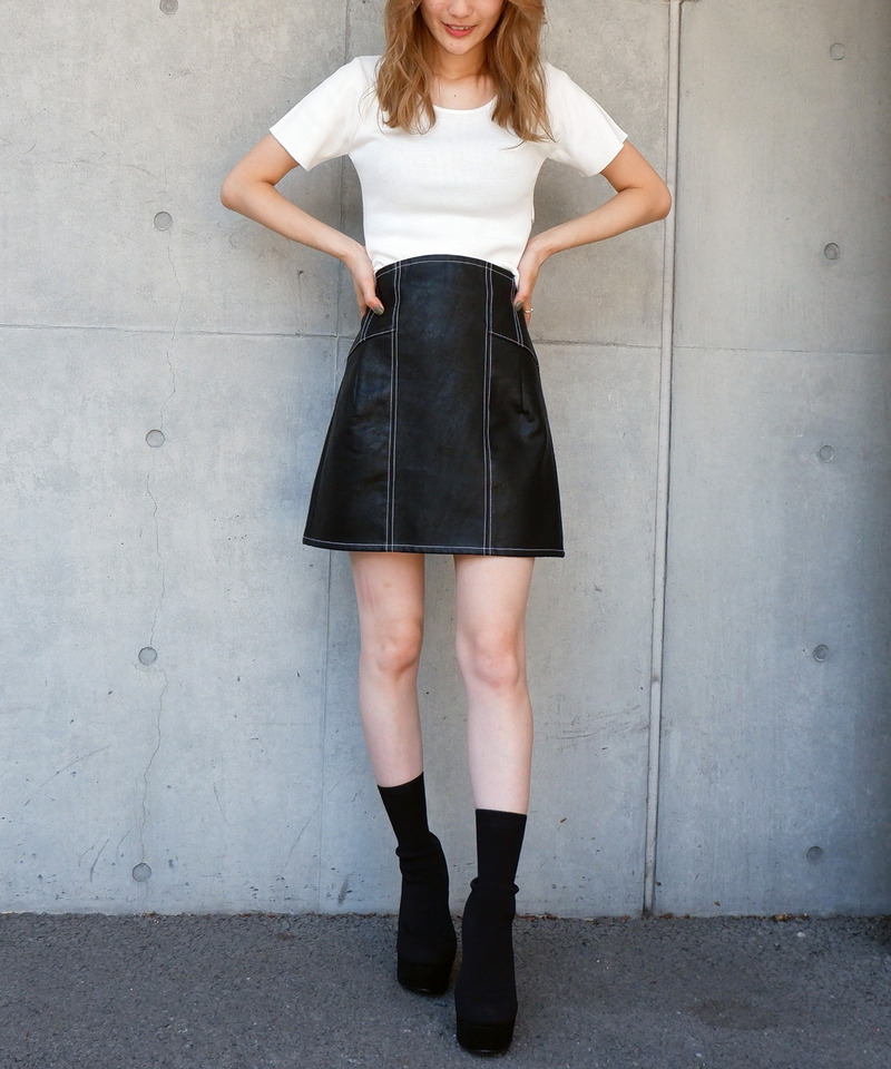 バッククロスオブロンネックニットトップス 詳細画像 ホワイト 2