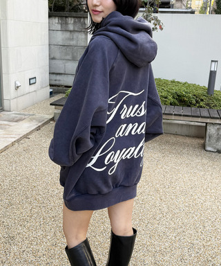 ピグメントドルマンパーカーワンピース