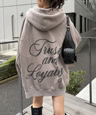 ピグメントドルマンパーカーワンピース