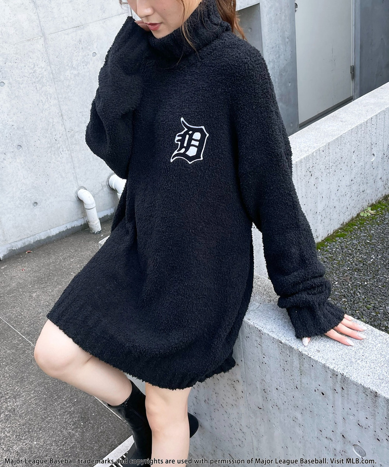 【MLB】ワッペン刺繍ロゴブークレニットワンピース 詳細画像 ブラック 3
