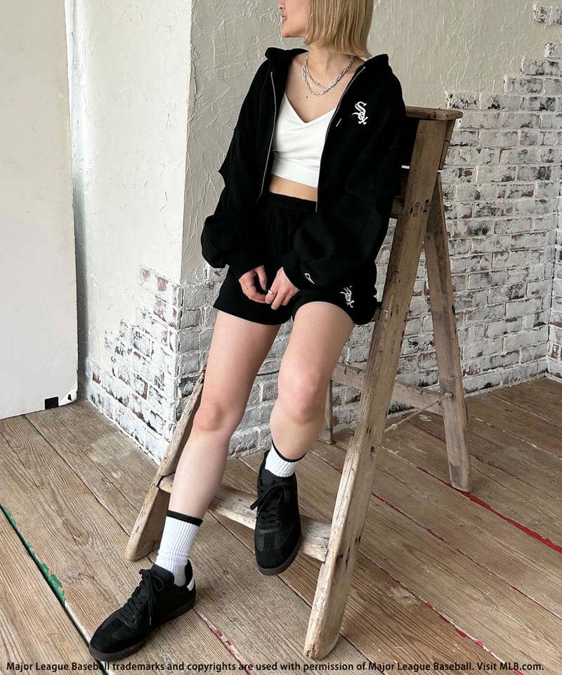 【MLB】ZIPロゴフーディーセットアップ 詳細画像 ブラック 3