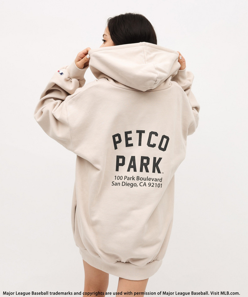 【MLB】クラックプリントパーカーワンピース 詳細画像 オフホワイト 3