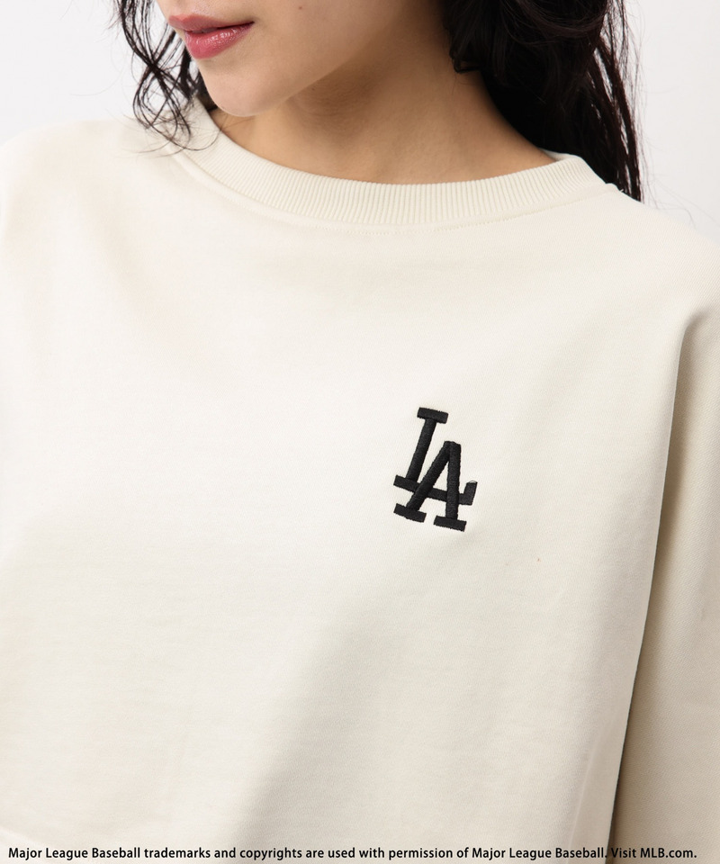 【MLB】刺しゅうロゴドルマンスカートセットアップ 詳細画像 オフホワイト 5