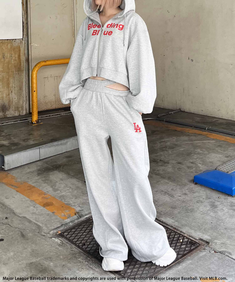 【MLB】ZIPフーディーセットアップ 詳細画像 グレー 2