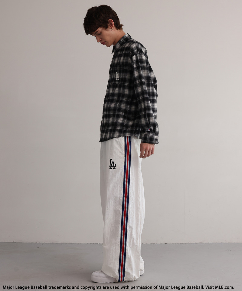 【MLB】Embroidered Shirt 詳細画像 ブラック系 3