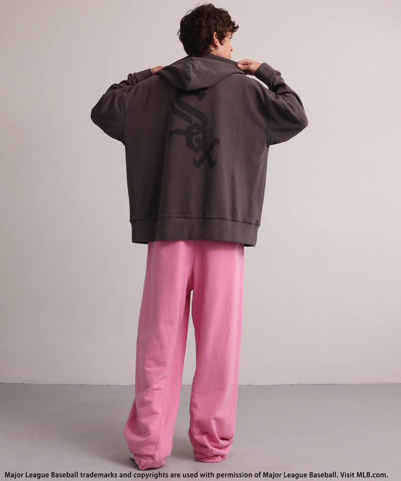 【MLB】Spray Painting Hoodie 詳細画像 ブラック 4