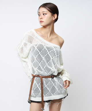 透かし編みベルト付きワンショルニット