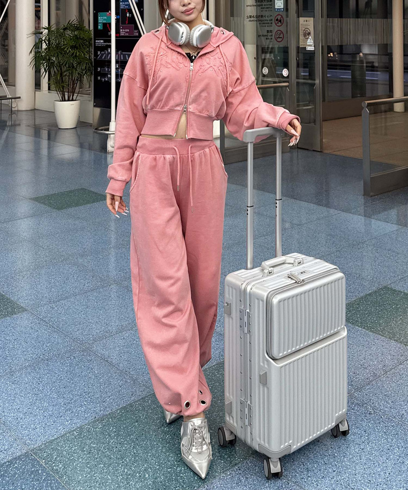 アイレットクラッシュロゴショートパーカー 詳細画像 ピンク 2