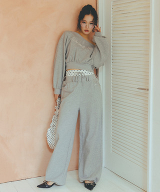 ウエストデザインバックロゴ刺しゅうパンツ