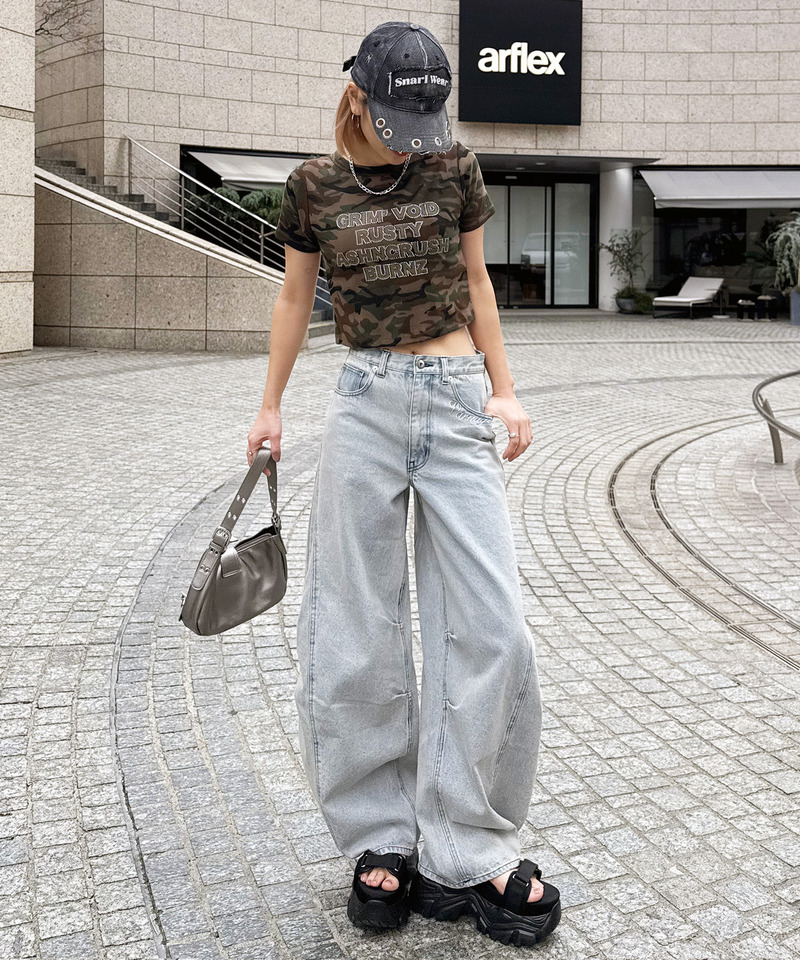 ドット柄バレルレッグパンツ 詳細画像 デニムブルー 2