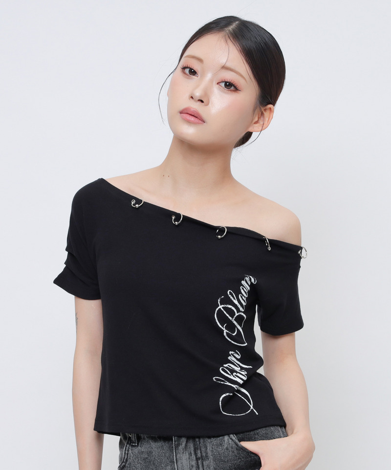 ワンショルフープピアスＴシャツ 詳細画像 ブラック 1