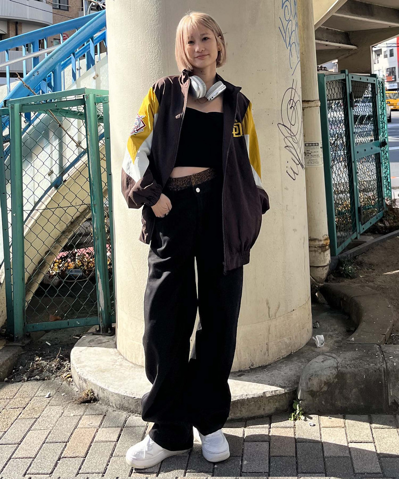 【MLB】ドルマン配色ナイロンブルゾン 詳細画像 ブラウン系 7