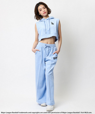 【MLB】ロゴパイルフーディーセットアップ