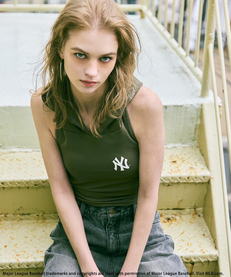 【MLB】ホルターネックフーディー 詳細画像 カーキ 1