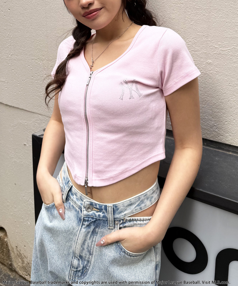 【MLB】ZIPロゴリブトップス 詳細画像 ピンク 9